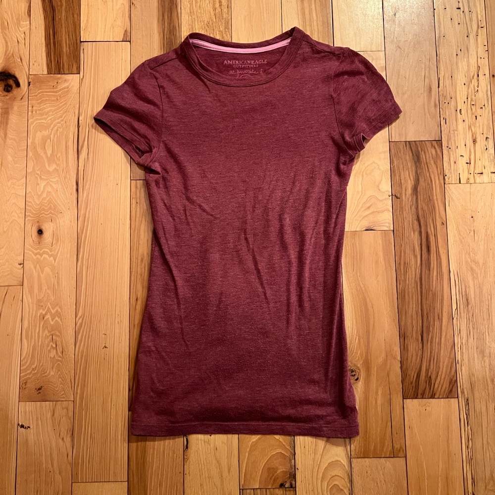 American Eagle Favorite T